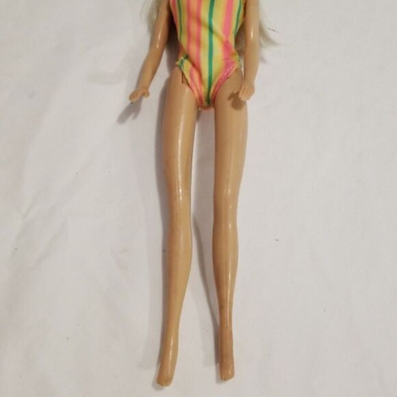 Barbie estate sale find. - Picture 5 of 9